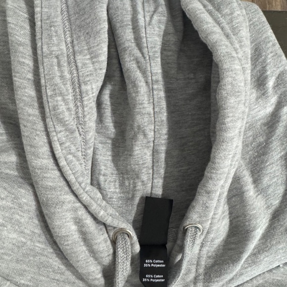 Detroit General Motors hooded sweatshirt - Picture 3 of 3